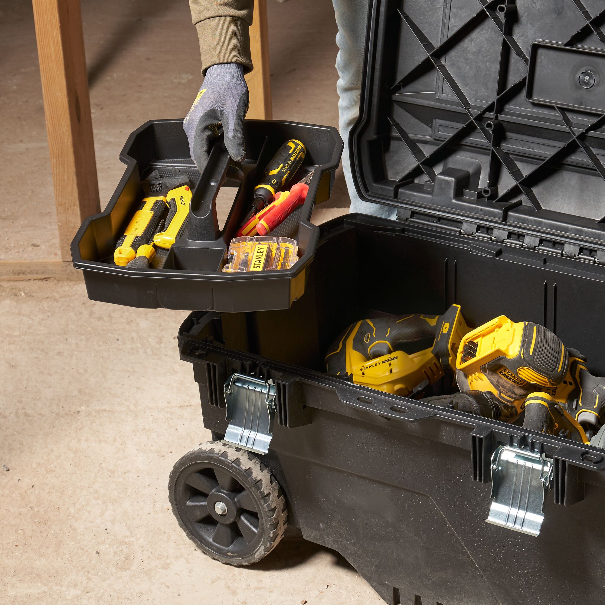 Stanley fatmax wheeled tool box deals