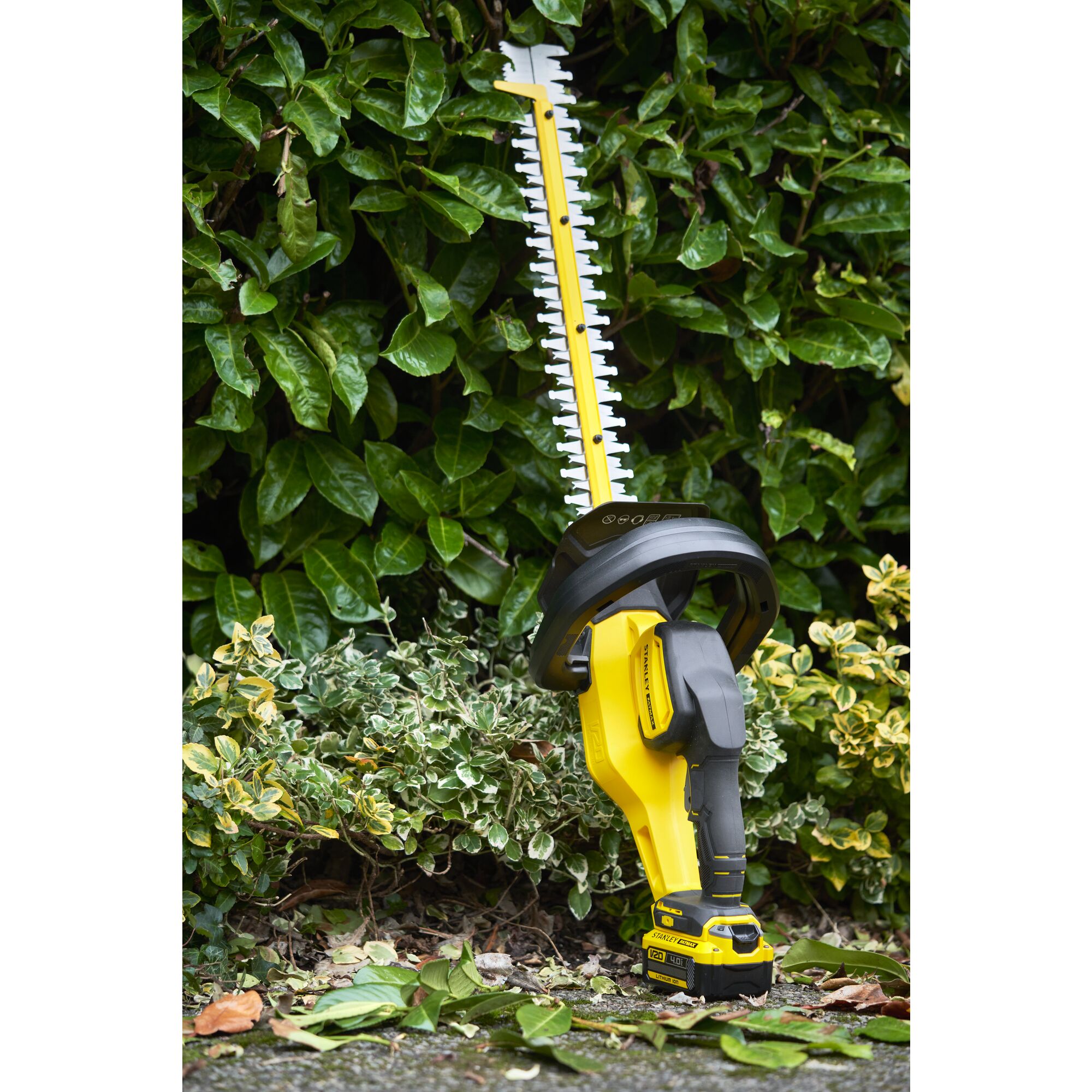 V20 discount hedge trimmer